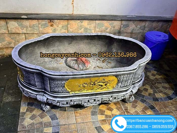 Chậu bầu dục sơn giả đồng giao khách hàng tại HN